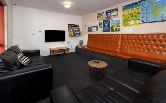nelson-holiday-park-tv-room